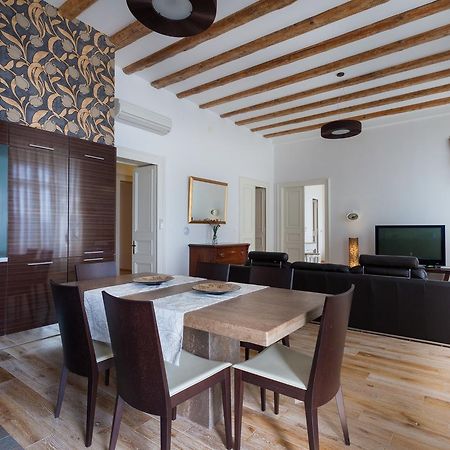 Luxury Beachfront Apartment Banje Dubrovnik Eksteriør bilde