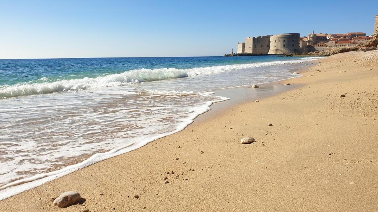 Luxury Beachfront Apartment Banje Dubrovnik Eksteriør bilde