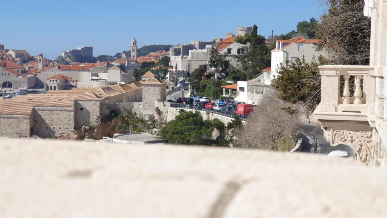 Luxury Beachfront Apartment Banje Dubrovnik Eksteriør bilde