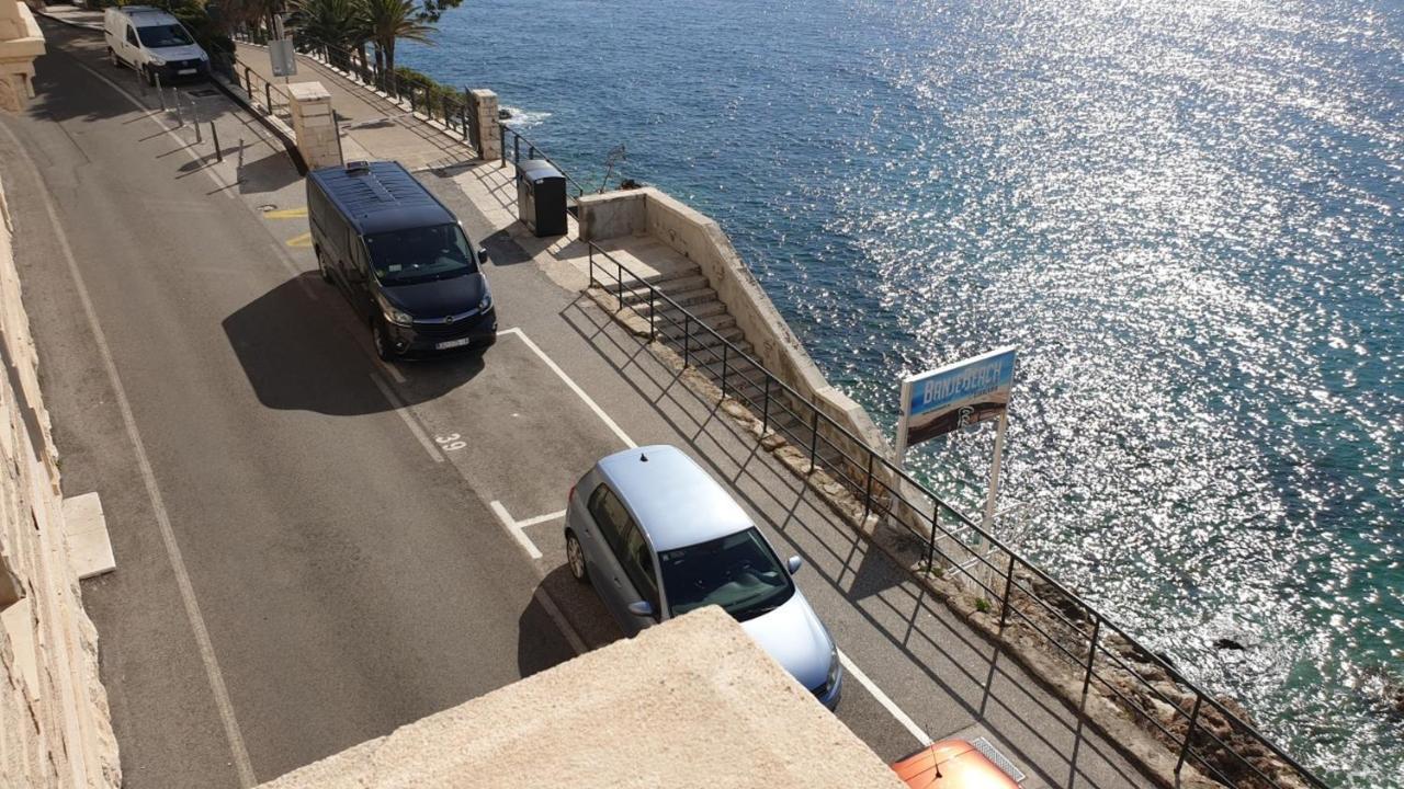 Luxury Beachfront Apartment Banje Dubrovnik Eksteriør bilde