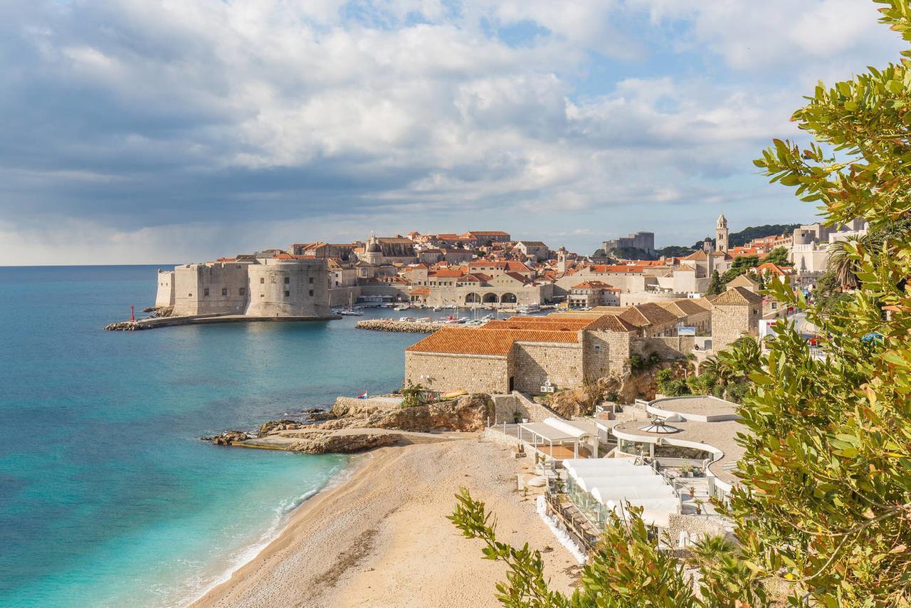 Luxury Beachfront Apartment Banje Dubrovnik Eksteriør bilde